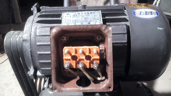 淺談西安泰富西瑪三相異步電動(dòng)機(jī)的基本原理。